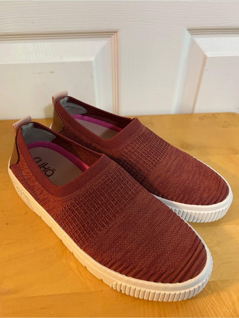 Ryka Vista slip-on sneakers size 9